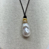 Freshwater Pearl Mid-Length Necklace w/ 18K Gold & Diamond | 20.5"