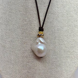 Freshwater Pearl Mid-Length Necklace w/ 18K Gold & Diamond | 20.5"