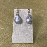 Kate | 14k Huggy Earrings | Grey