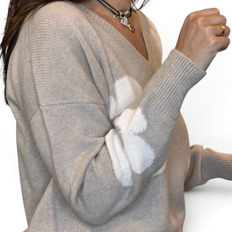 ACL - Flower Sweater | V-Neck | Beige