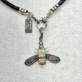 Medium Duo-toned Diamond Bee Enhancer