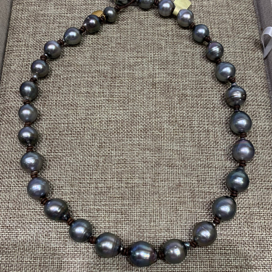 Mid-length | Tahitian Pearls on Leather | 20”