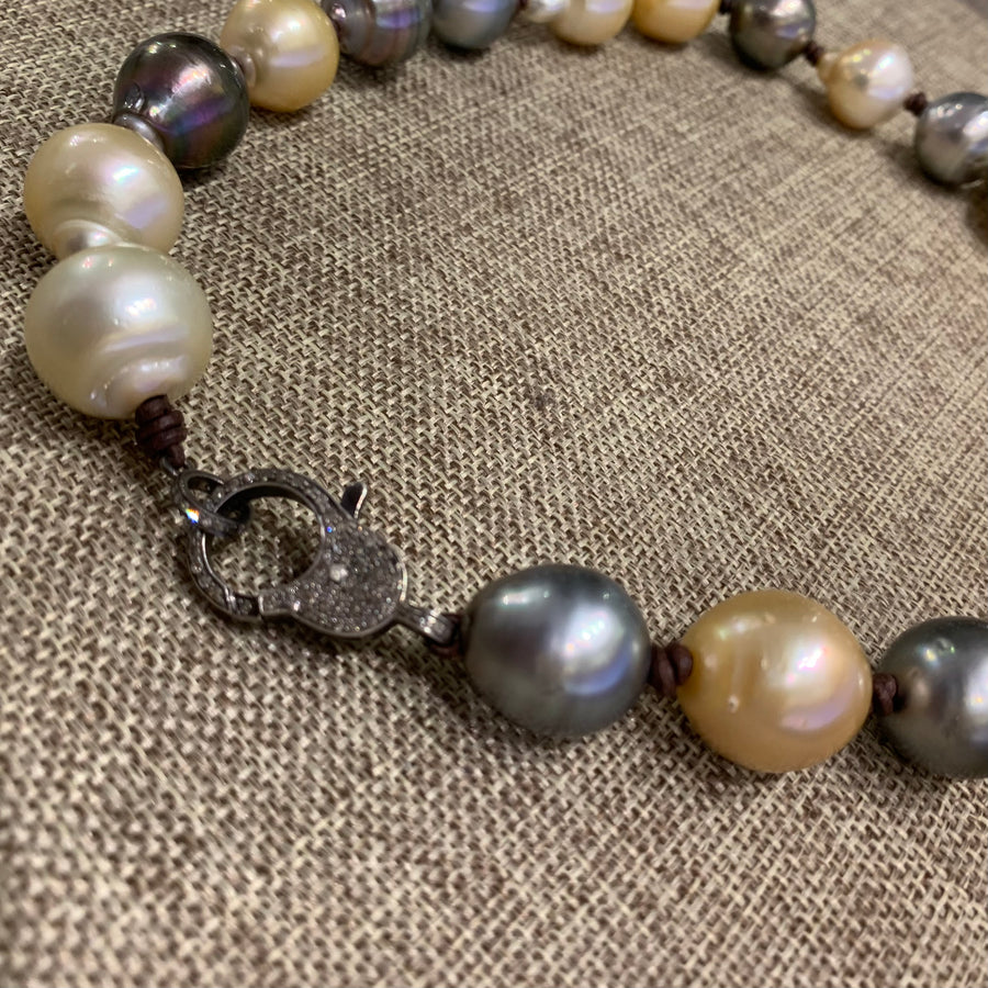 Choker | Large Tahitian & South Sea Pearls, Diamond Clasp