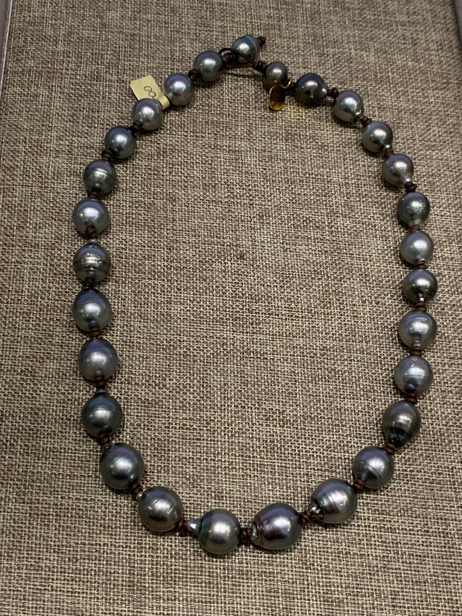 Mid-Length | Tahitian Pearls on Leather | 20