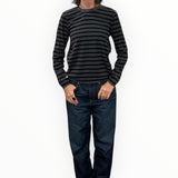 UN - Stripped T-Shirt | Noir/Noir