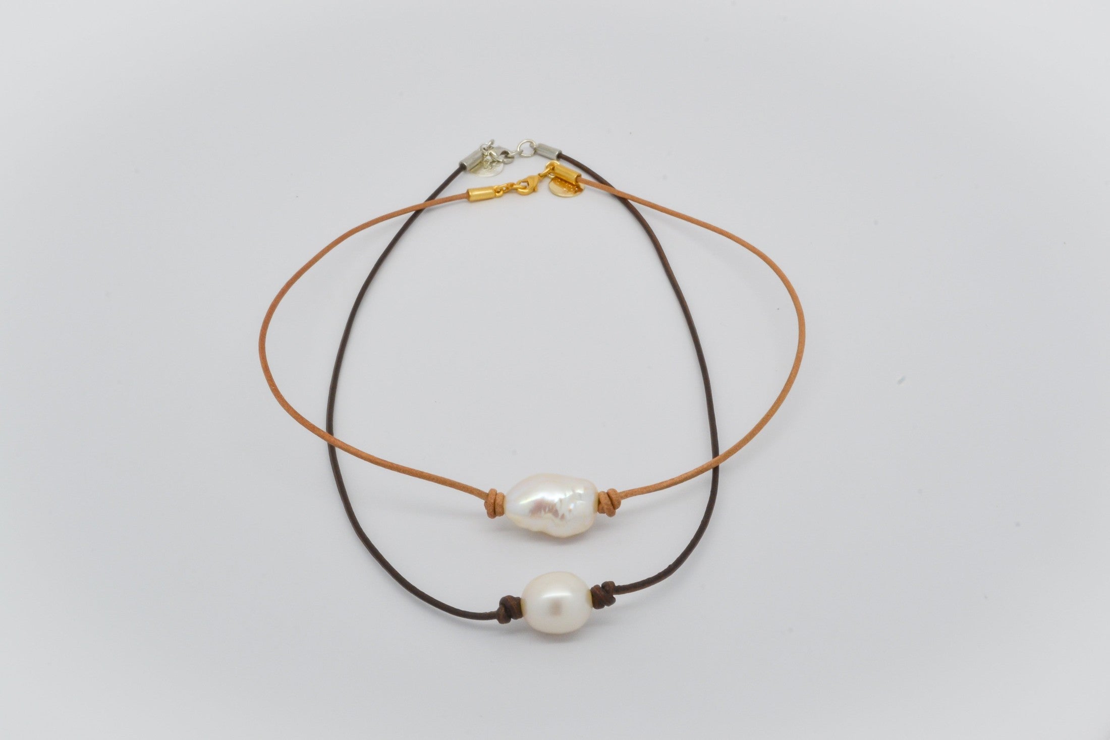 Single Pearl Choker