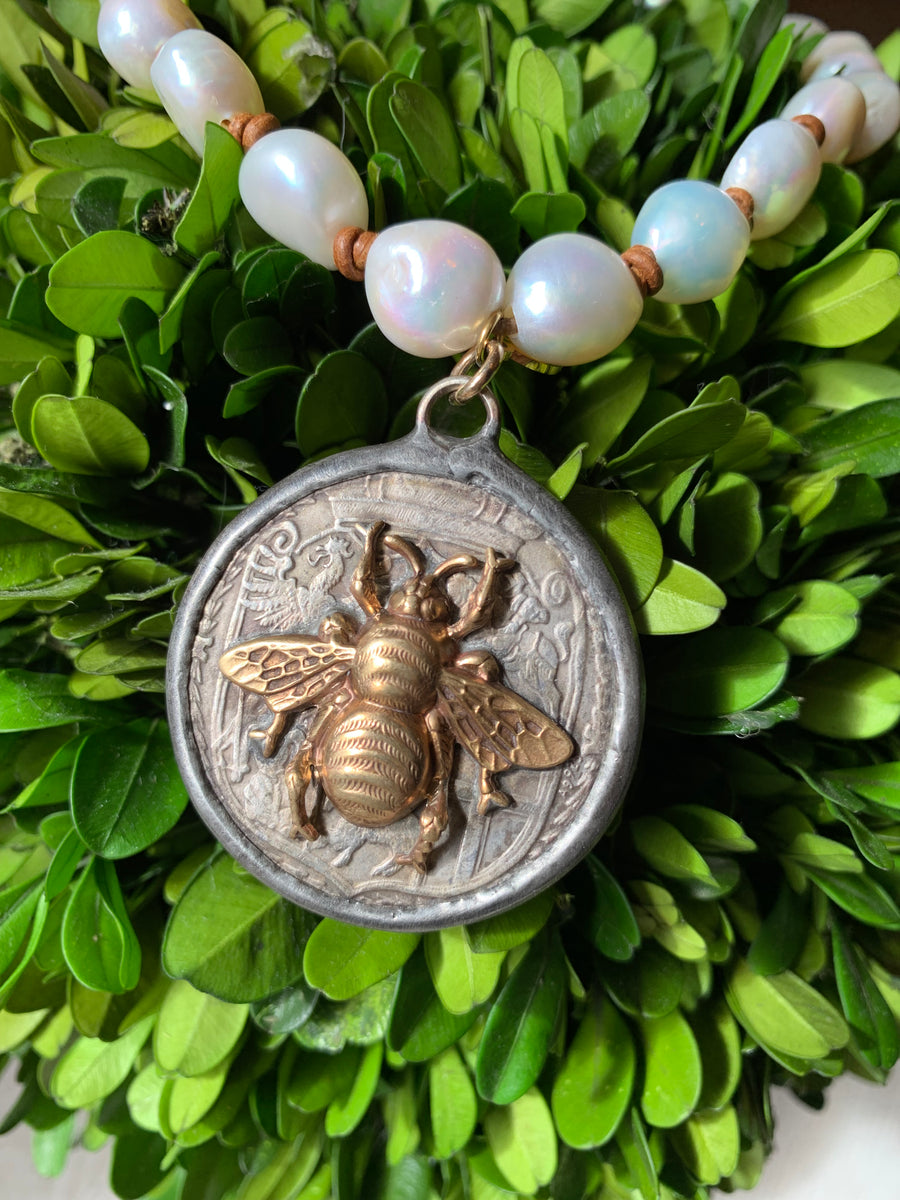 Necklace | Freshwater Pearls Bee Pendant | 27”