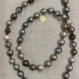 Necklace | Tahitian Pearls, Diamond Lobster Clasp