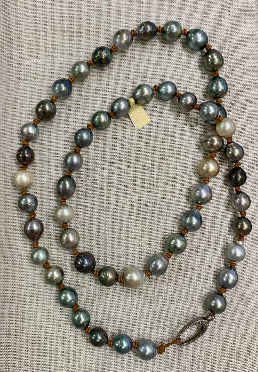 Necklace | Tahitian Pearls, Diamond Lobster Clasp