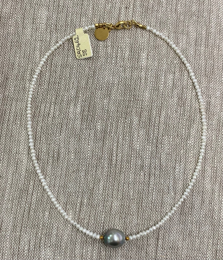 Choker | Petite Freshwater Pearls w/ Tahitian Pearl