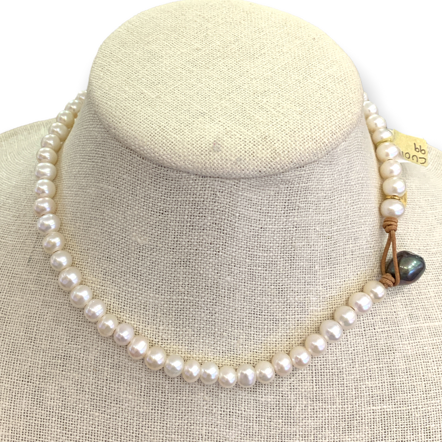 Choker | Small Freshwater Pearl w/ Peacock Pearl